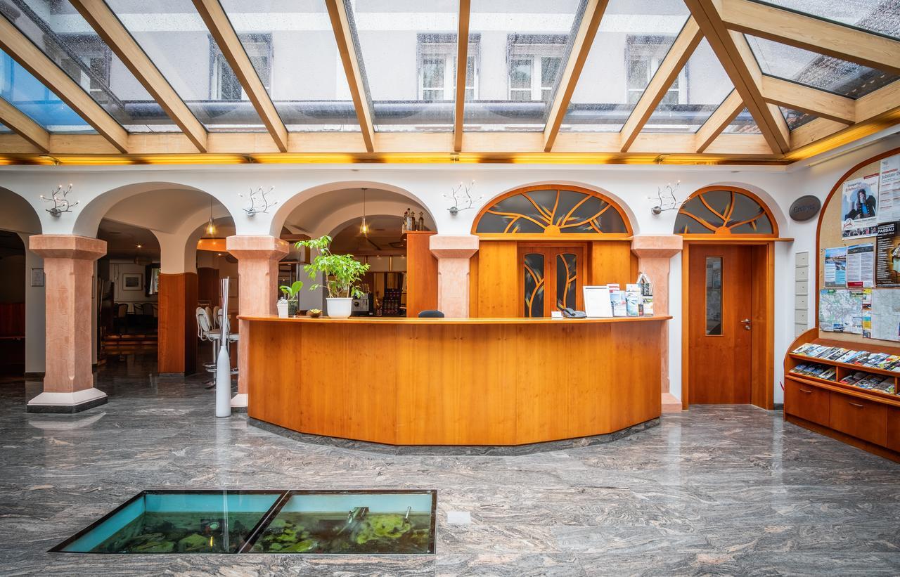 Hotel Atrium Garni Passau Buitenkant foto
